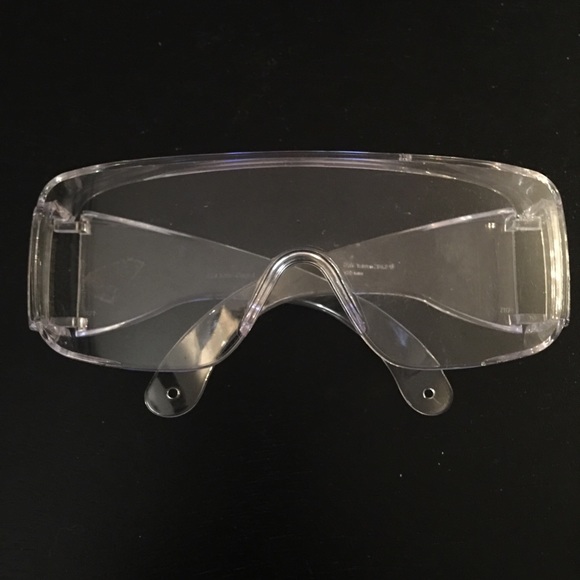 SAFETY GOGGLES - LARGE - Picture 2 of 3